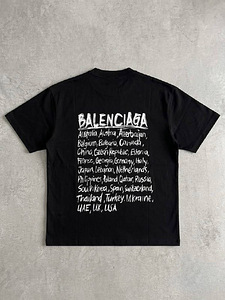 Balenciaga T-shirt (2 foto / 3)