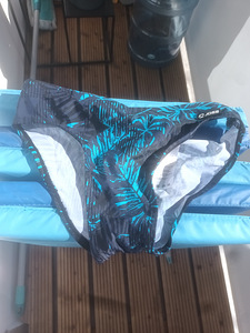 Joss peldbikses zēniem. 152Cm. Jaunas no sportland. Uz 11-12 (1 foto no 4)