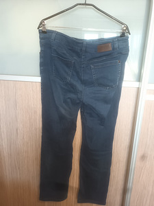 Gerry Weber Edition женские джинсы. Эластичные стрейчевые (2 фото из 5)