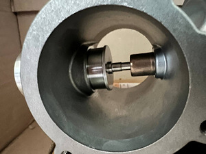 Uus originaal BMW EGR-klapp 11717804382 (3 foto / 3)