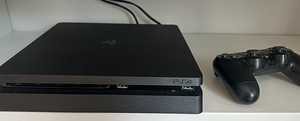 Ps4 Slim + 2 игры (2 фото из 5)