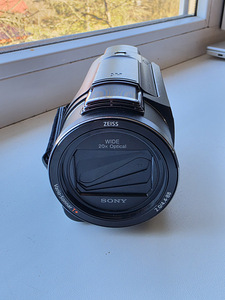 Комплект видеокамеры Sony FDR-AX53 4K (микрофон + аккумулятор) (2 фото из 7)
