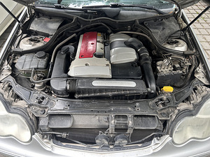Mercedes c200 (8 foto / 9)