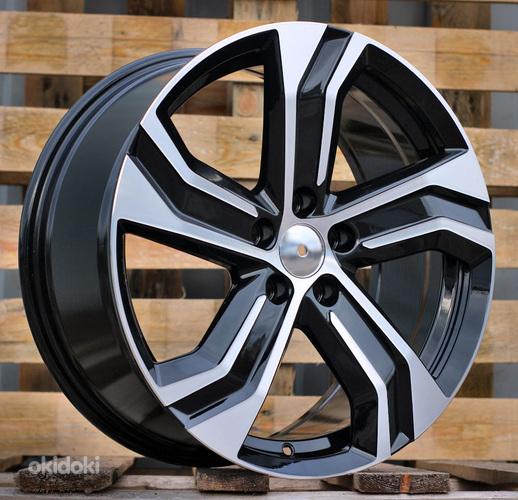 R18x8  5X108  ET  42  63.4  Y0143  (FBX215)  Black Polished (MB)  For VOLVO  (Z3)  (HYBRID FORGED)