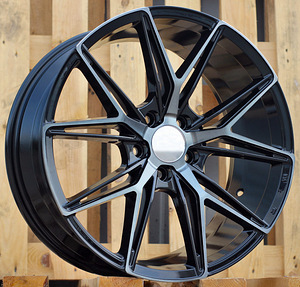 R18x8  5X114.3  ET  40  73.1  Y0036  Black+Tinted Face (BLTF)  For RACIN  (K2) (1 foto / 1)