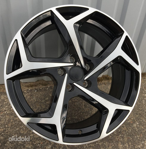 R18x8  5X112  ET  44  57.1  XE182  (BK5512)  Black Polished (MB)  For VW  (K4)