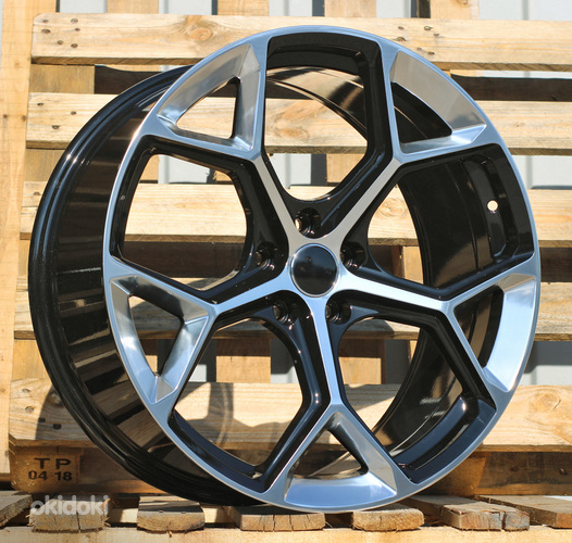 R20x9  5X112  ET  26  66.5  I5598  (FBX112)  Silver+Black (SIBL)  For AUD