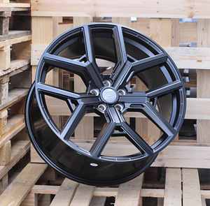 R22x10  5X120  ET  38  72.6  I5562  (FBX208)  Black (BL)  For LAND  (P2)  (HYBRID FORGED) (1 foto / 1)