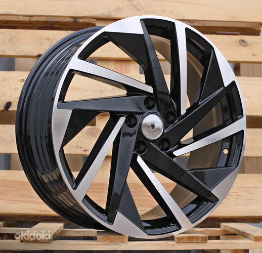 R17x7  5X100  ET  40  57.1  FBX170  Black Polished (MB)  For VW  (Z5)  (HYBRID FORGED)