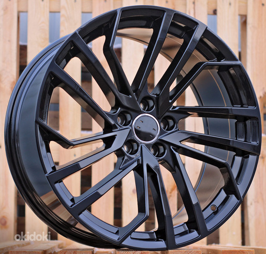 R18x8  5X112  ET  40  66.5  B1618  (FBX158)  Black (BL)  For AUD  (Z5)  (HYBRID FORGED)