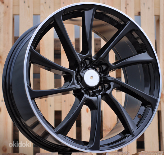 R18x8  5X112  ET  39  66.5  B1135  Black+Polished Lip (BLPL)  For AUD