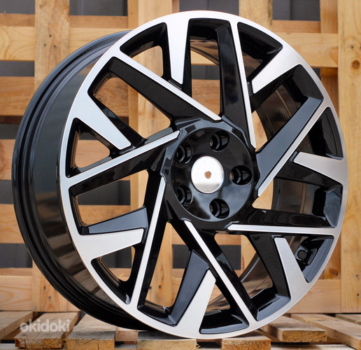 R18x7.5  5X114.3  ET  49.5  67.1  3S1072  Black Polished (MB)  For HYUND  (K2)  (HYBRID FORGED)