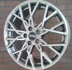 R18 VIPER B225 Silver 18x8 5x112 (1 foto / 1)