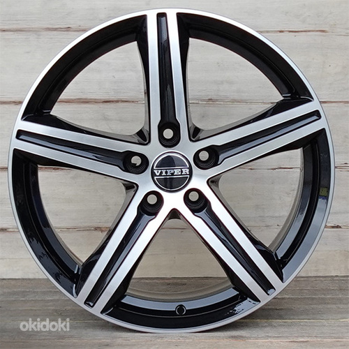 R18 VIPER B231 Black polish 18x8 5x114.3