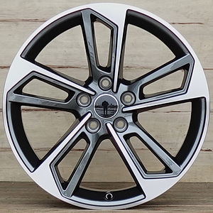 R18 AUDI VW SEAT SKODA MB AMZ HP822D Gray polished 18x8 5x112 (1 foto / 1)