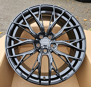 R22 MB AUDI VW SKODA AMZ 5558 Black dark 22x9 5x112 (1 foto / 1)