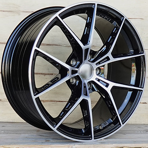R18 AMZ YF5777 MB 18x8.5 5x112 (1 foto / 1)