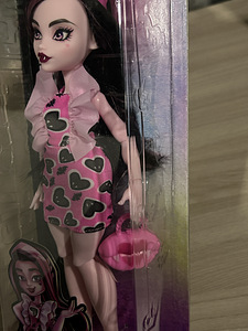 New Doll Monster High Draculaura (3 foto / 4)
