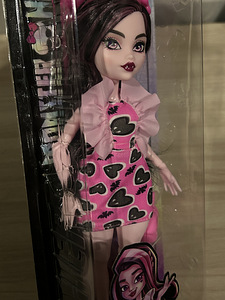 New Doll Monster High Draculaura (4 foto / 4)