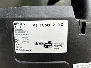 Nilfisk ALTO ATTIX 560-21 XC Professional Wet/Dry Vacuum (2 foto / 5)