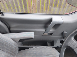 Vw multivan t4 2.4 57kw varuosadena (7 foto / 8)