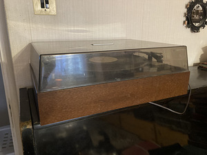 Vinüülimängija Radiotehnika Melodija-104 (3 foto / 4)