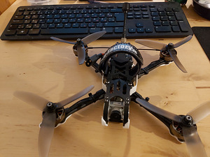 Diatone Roma F5 HD 6s + batteries + 2 motors (1 foto / 3)
