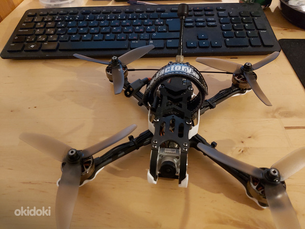 Diatone Roma F5 HD 6s + batteries + 2 motors