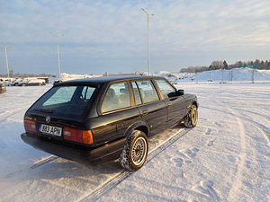 BMW 316i e30 (7 фото из 12)