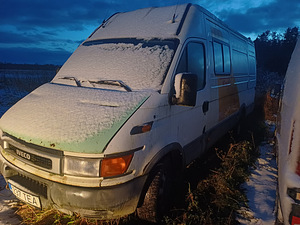 Iveco täis pikk ja kõrge (2 foto / 4)
