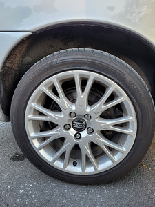 Volvo V70 D5 (13 фото из 15)