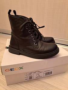 Geox осенние ботинки размер31 (2 фото из 3)