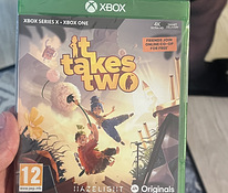 Xbox It takes two
