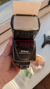 Nikon speedlight SB-700 (4 foto / 5)