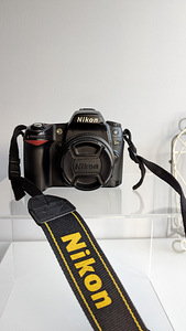 Nikon D80 koos AF Nikkor 50mm f/1.8D objektiiv (2 foto / 3)