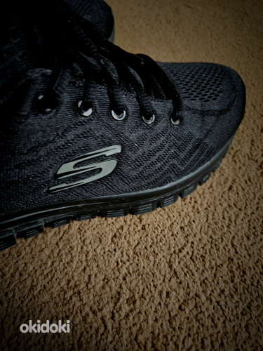 Кроссовки Skechers 41р.новые
