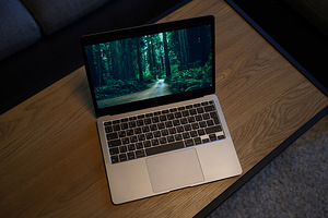 Apple Macbook Air 13 M1 256GB/8GB (2020), Space Grey RUS (1 foto / 3)