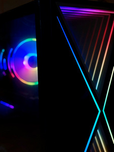Gaming PC / Ryzen 5 5600x / RTX 3060 Ti / 16 GB RAM