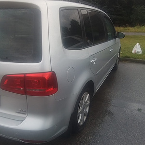 Vw touran (3 фото из 12)
