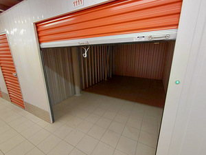 15m² Miniladu | Panipaik | Hoiuruum | Lao rent Tallinn 24/7 (3 foto / 8)