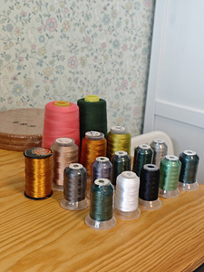 Polüesterlõngad (komplekt) (2 foto / 4)