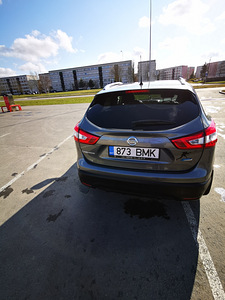 Nissan Qashqai (3 foto / 10)