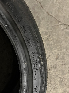 Suverehvid 255/35/19 Continental DOT1422 - 3-4mm (3 foto / 5)