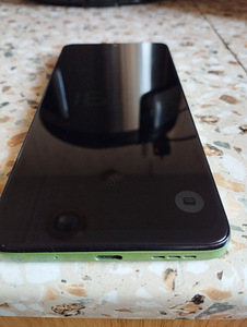 Motorola Moto G06 (2 фото из 5)