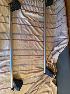 Originaalsed risttalad / katuseraam Nissanile (1 foto / 2)