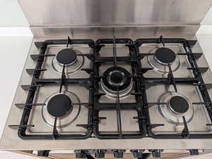 HENDI Kitchen Line 5-põletiga gaasipliit elektriahjuga, 90cm (2 foto / 3)