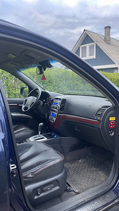 Hyundai Santa Fe 2.2 CRDi 4WD (3 foto / 10)