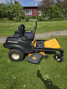 Cub Cadet XZ1 107 Zero-Turn murutraktor / 2019 / 373h (2 foto / 4)