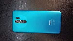 Телефон. Redmi 9 (4 фото из 4)