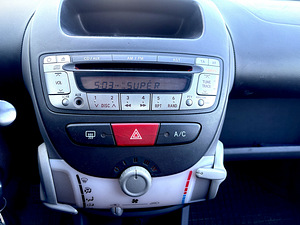 Peugeot 107 (10 foto / 13)